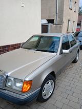 Mercedes-Benz 300e Automatik ( 1 Vorbesitzer ) - Mercedes-Benz 300 aus 1990: 300e