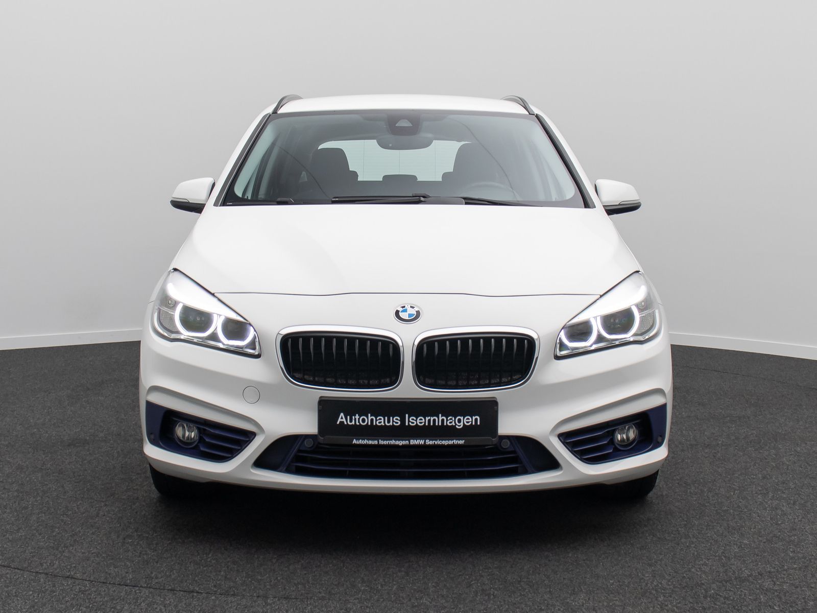 Fahrzeugabbildung BMW 218i Active Tourer Sport Line ParkAssis Navi LED