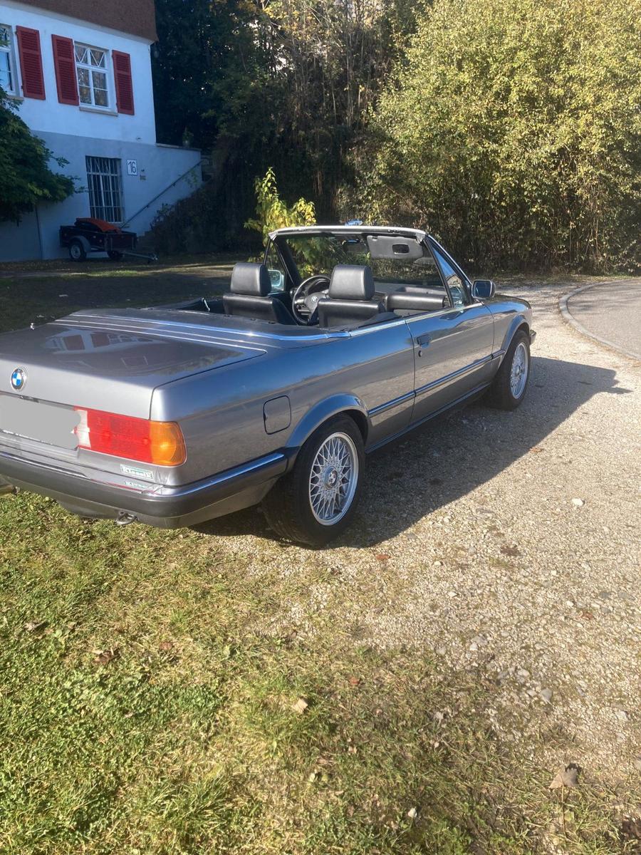 BMW 325