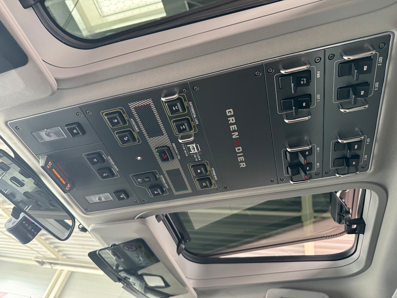 Fahrzeugabbildung INEOS Grenadier Station Wagon 3.0D Fieldmaster Edition