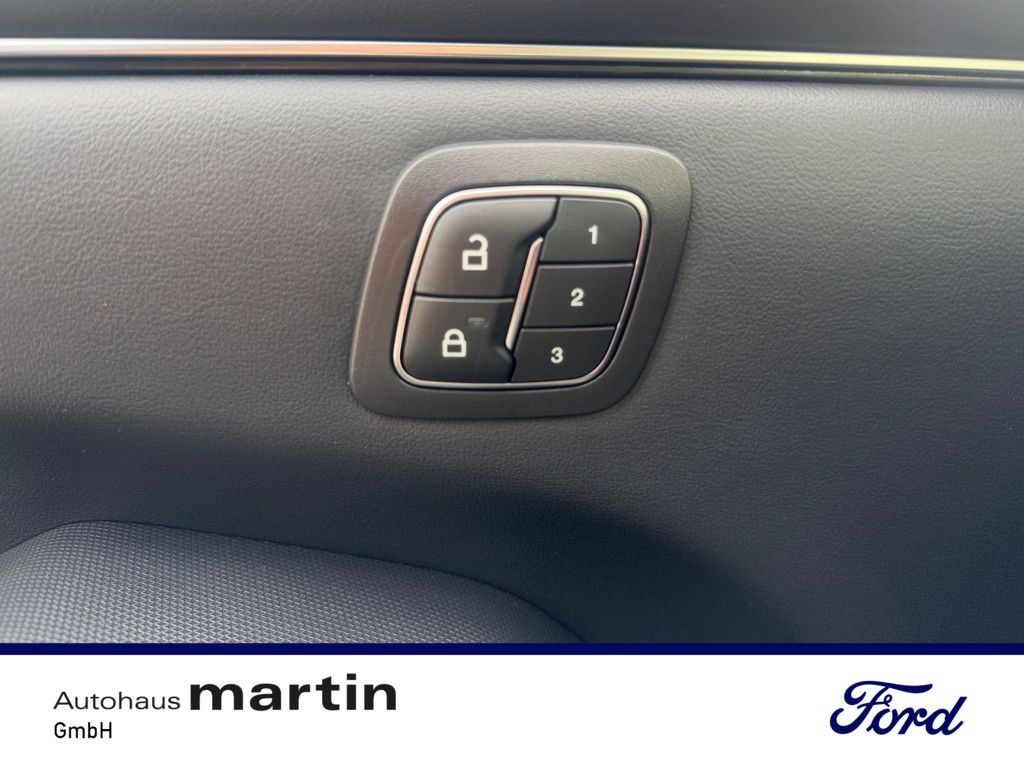 Fahrzeugabbildung Ford Mustang MACH-E Basis Extended Range PANO 360°