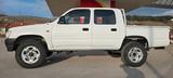 Toyota Hilux - Toyota Hilux aus 1999 mit Diesel-Antrieb
