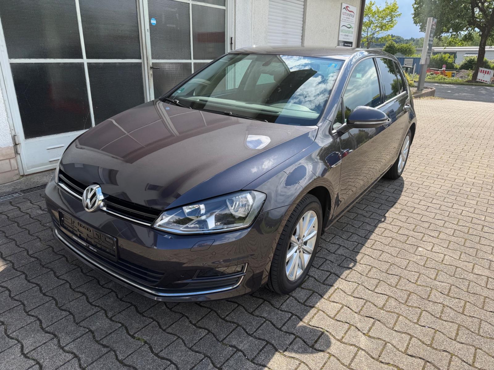 Volkswagen Golf VII 1.2 Lounge