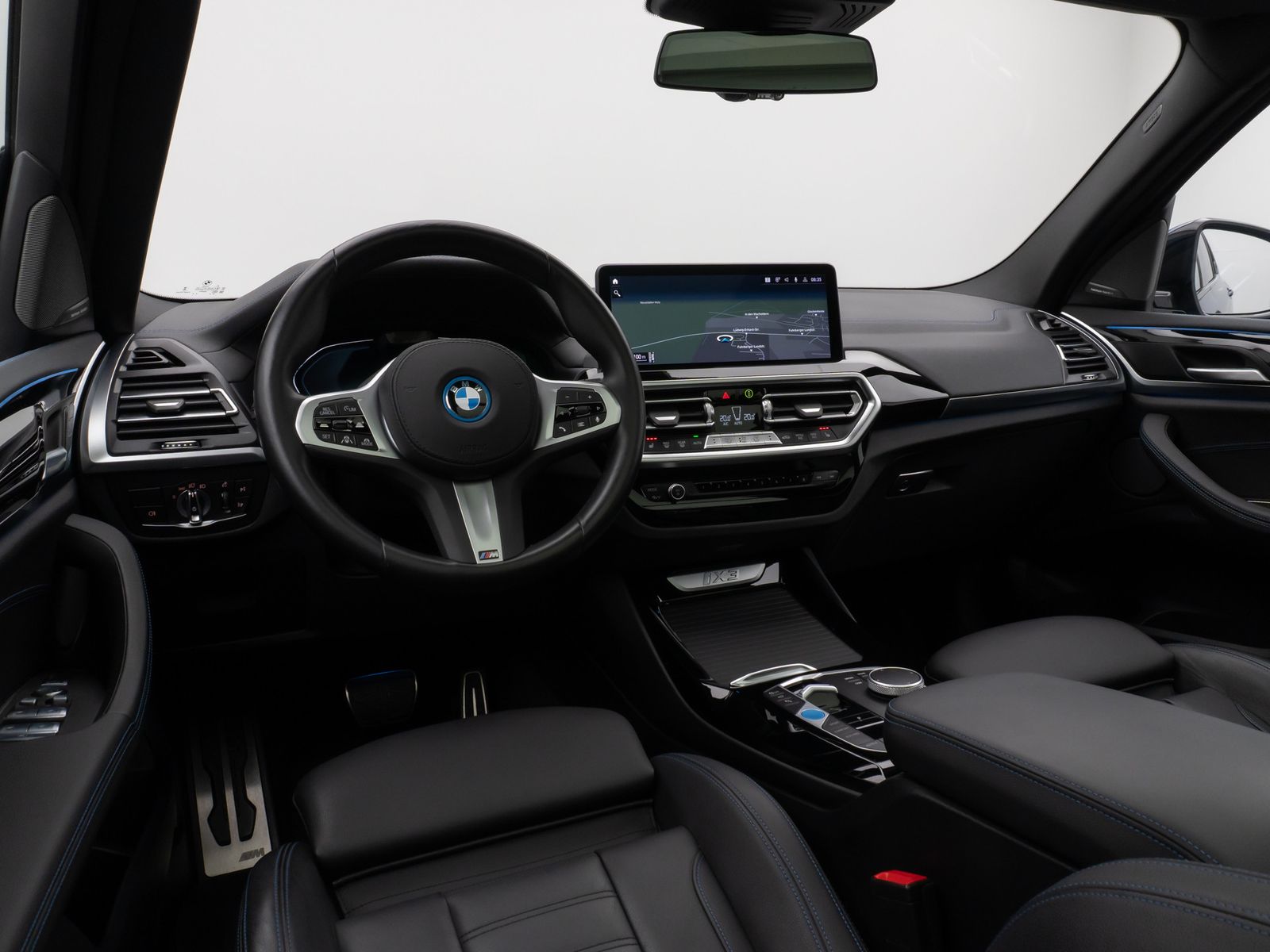 Fahrzeugabbildung BMW iX3 Impressive M Sport Panoram Laser 360°HUD H/K
