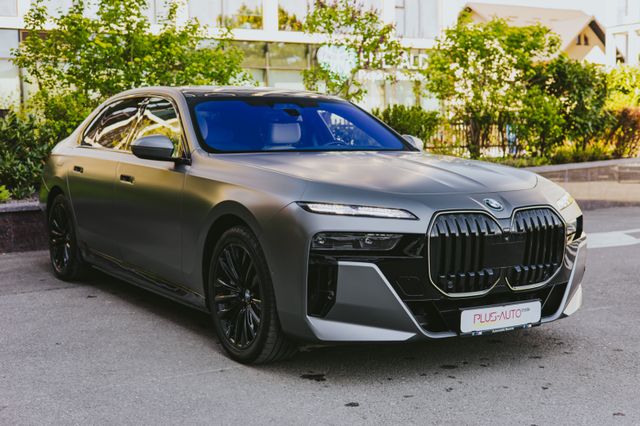 BMW 750 7 750 e xDrive M Sport