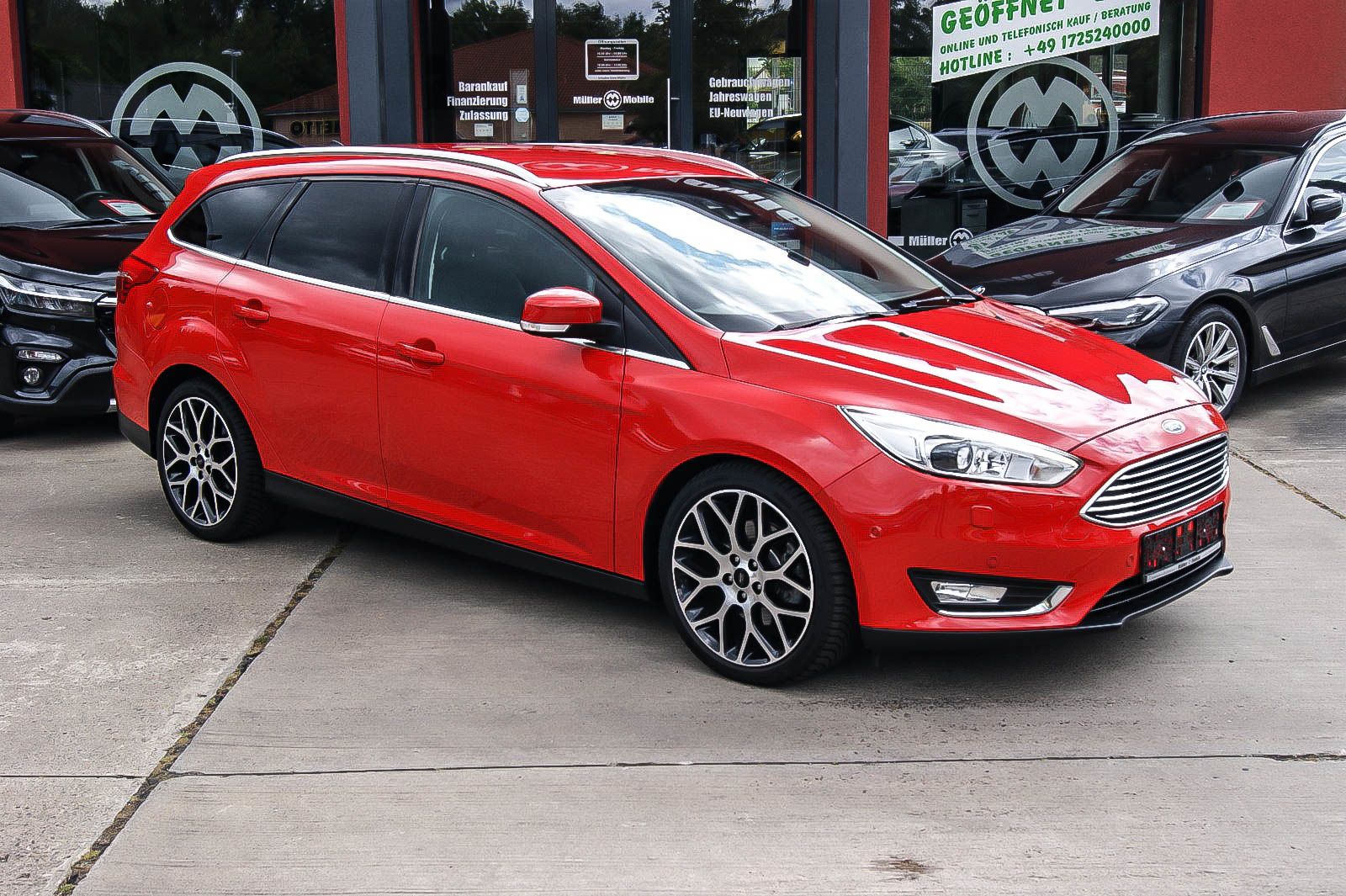 Fahrzeugabbildung Ford Focus Turnier 1.5 Titanium Aut RACEROT ACC STHZG
