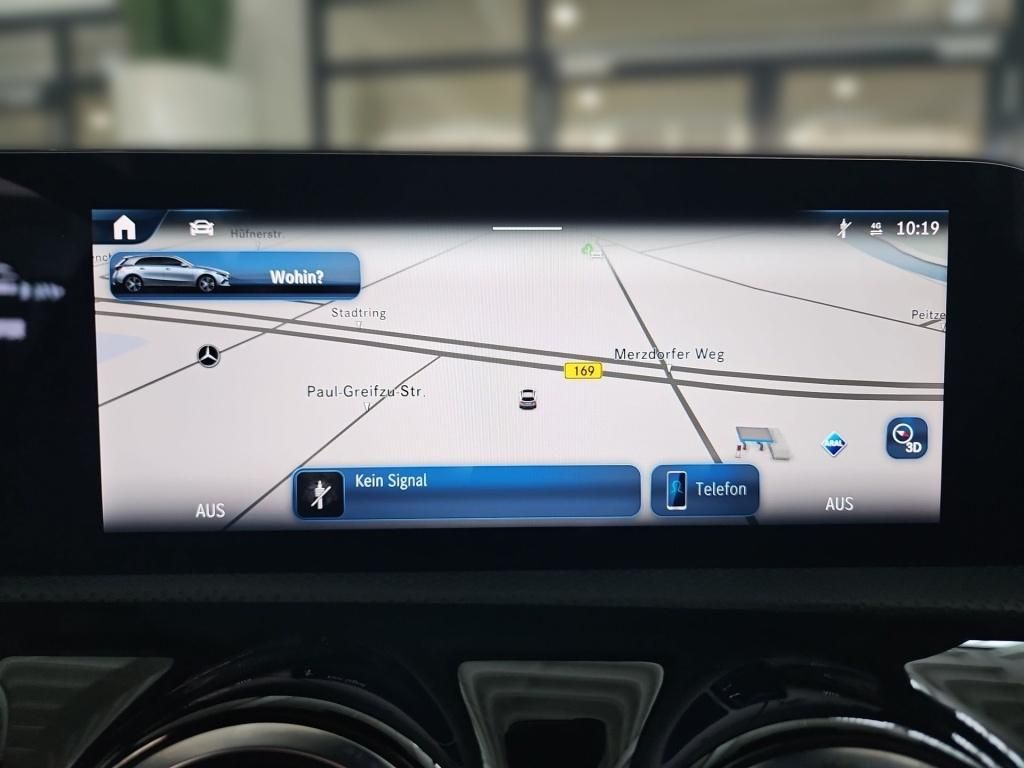 Fahrzeugabbildung Mercedes-Benz A 180 Progressive Navi KAM SpurH LED SHZ RDK