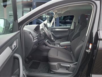 Skoda Karoq Ambition 1.0 TSI °LED°Navi°SHZ°PDC°Keyless