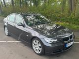 BMW 330i Limousine - gebrauchte BMW 330 aus dem Jahr 2004
