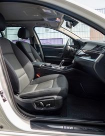 Fahrzeugabbildung BMW 520d xDrive Touring PANO|NAVI|ACC|SPUR|SHZ|AHK