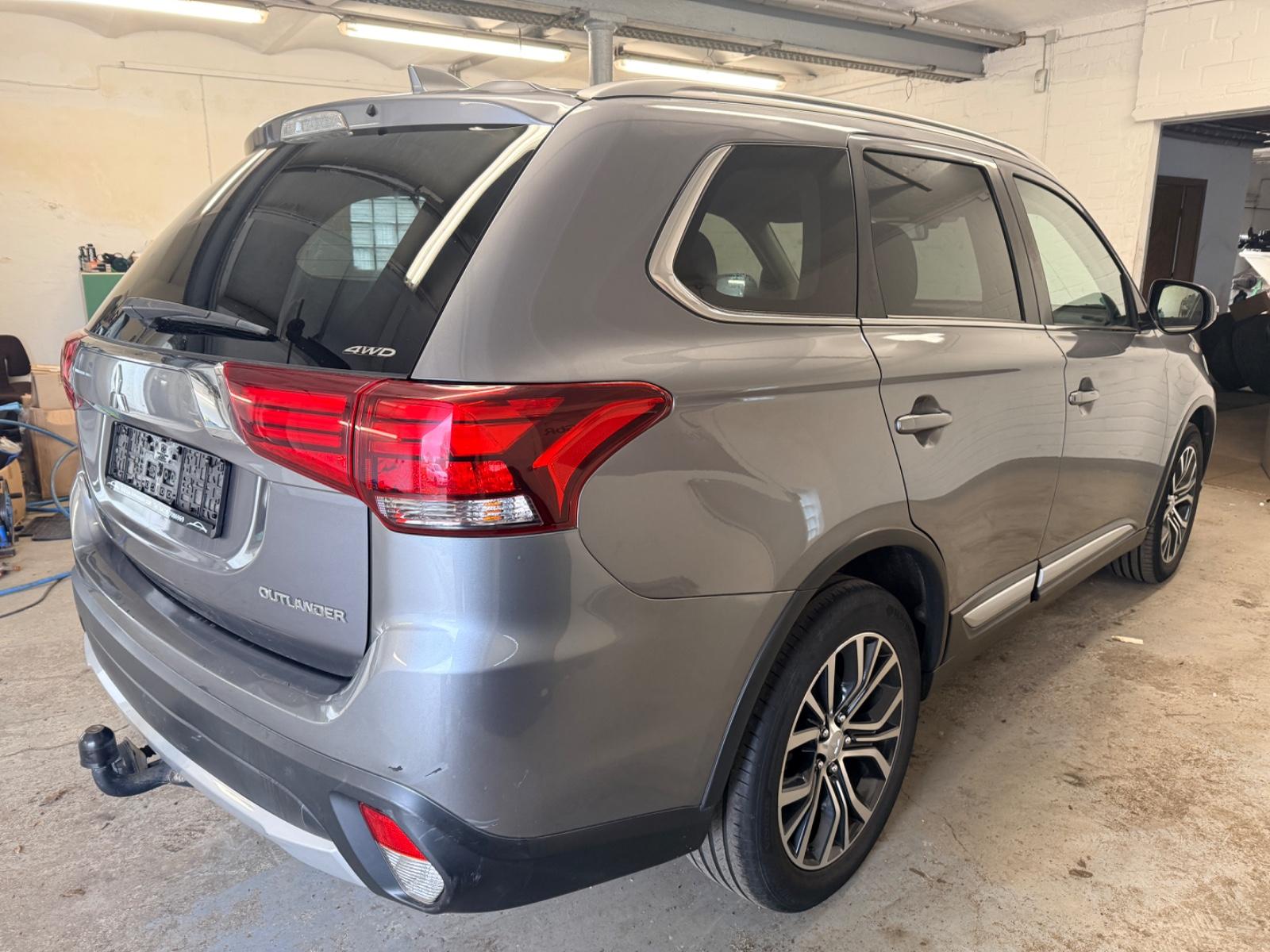 Mitsubishi Outlander 2.2 DI-D Edition 100+ 4WD Aut AHK