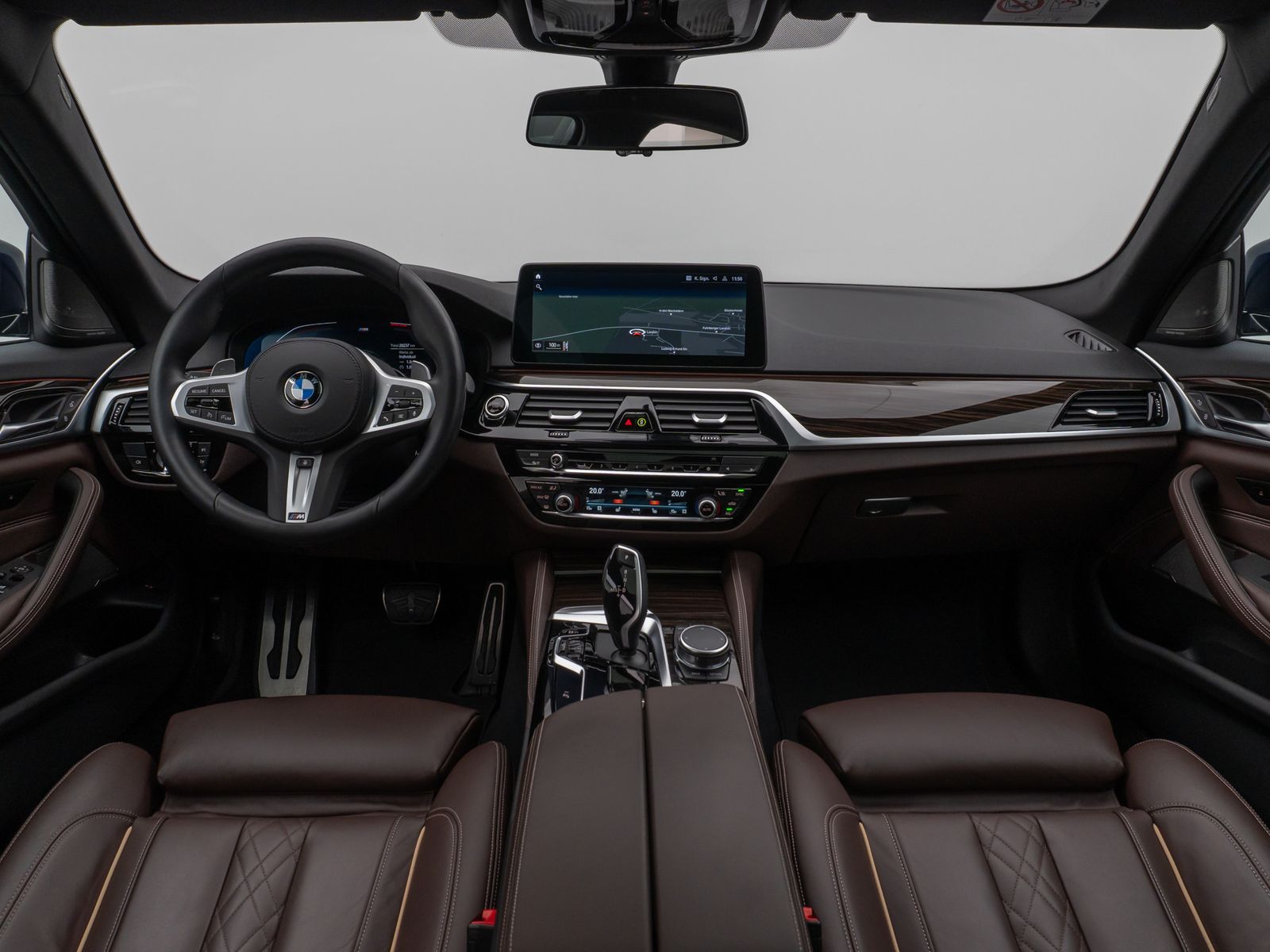 Fahrzeugabbildung BMW 540i xD M Sport Glasdach Kamera DAB H/K Massage