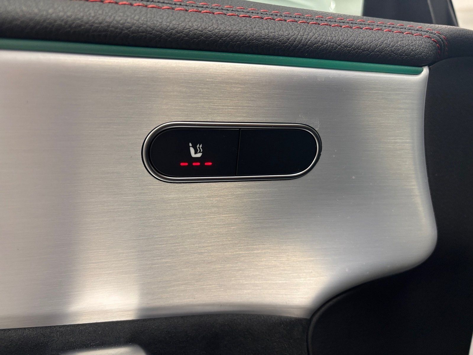 Fahrzeugabbildung Mercedes-Benz CLA 200 AMG Prem*Pano*Distro*MBeam*Totwi*CarPla*