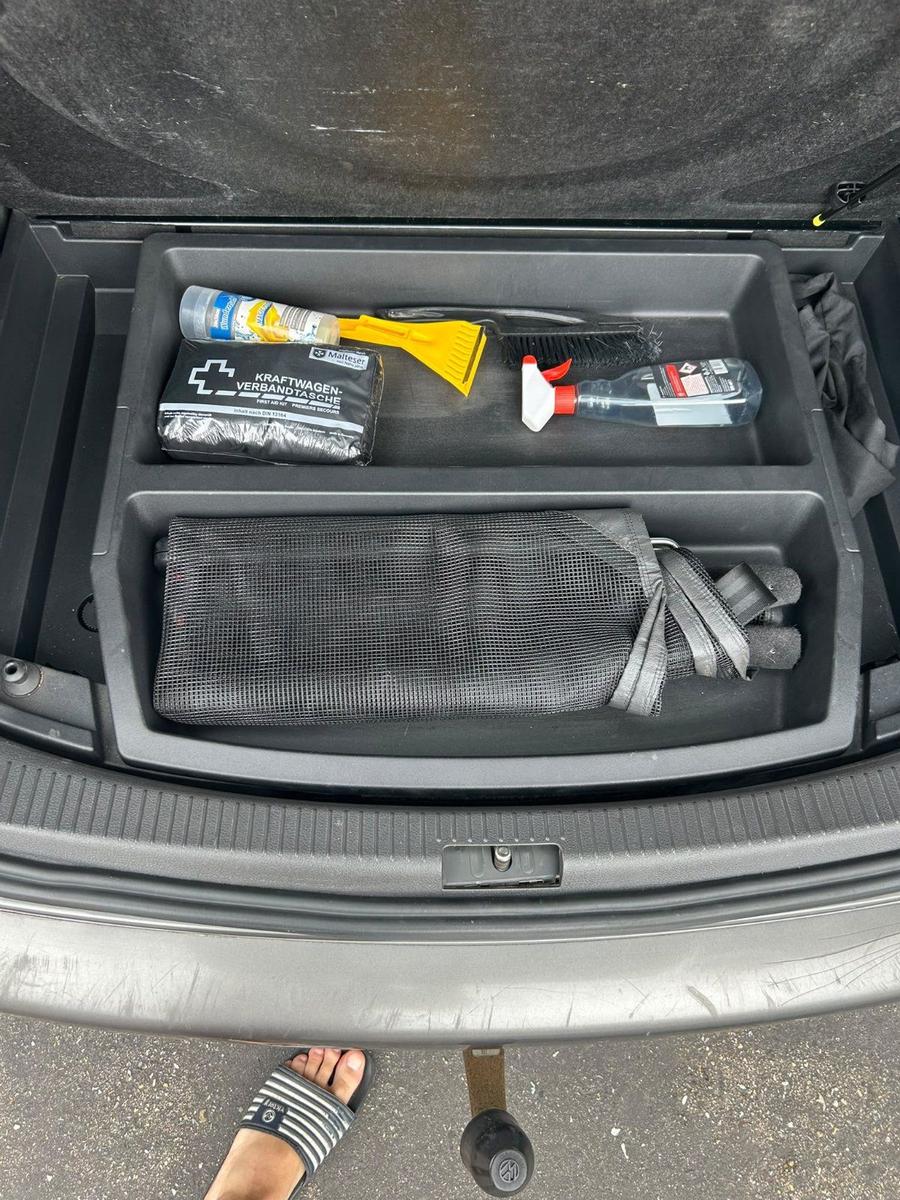 Volkswagen Touran 2008 — photo 8