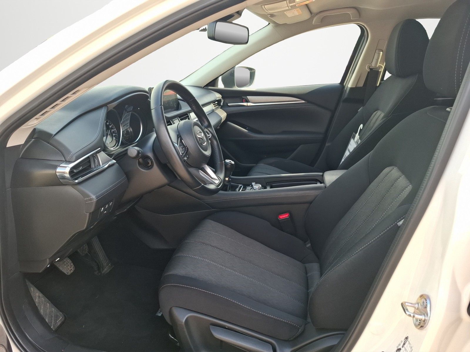 MAZDA 6 Kombi 2.0 Exclusive-Line KLIMA / NAVI / LED / - Image 9
