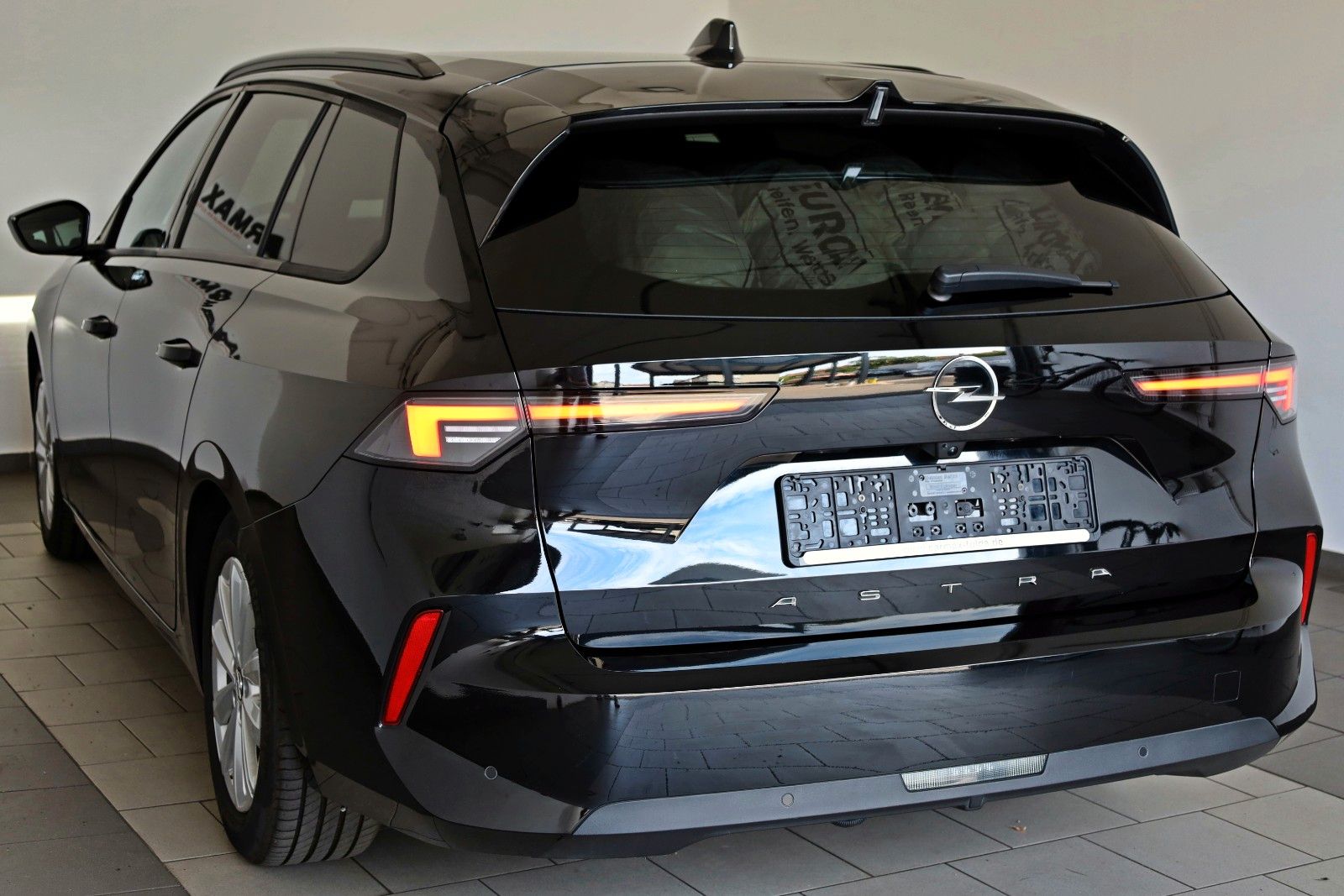 Fahrzeugabbildung Opel Astra L Sports Tourer,Navi,SH,LED,ACC,360Kam +WR