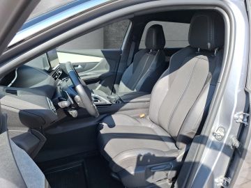 Peugeot 5008 - 8