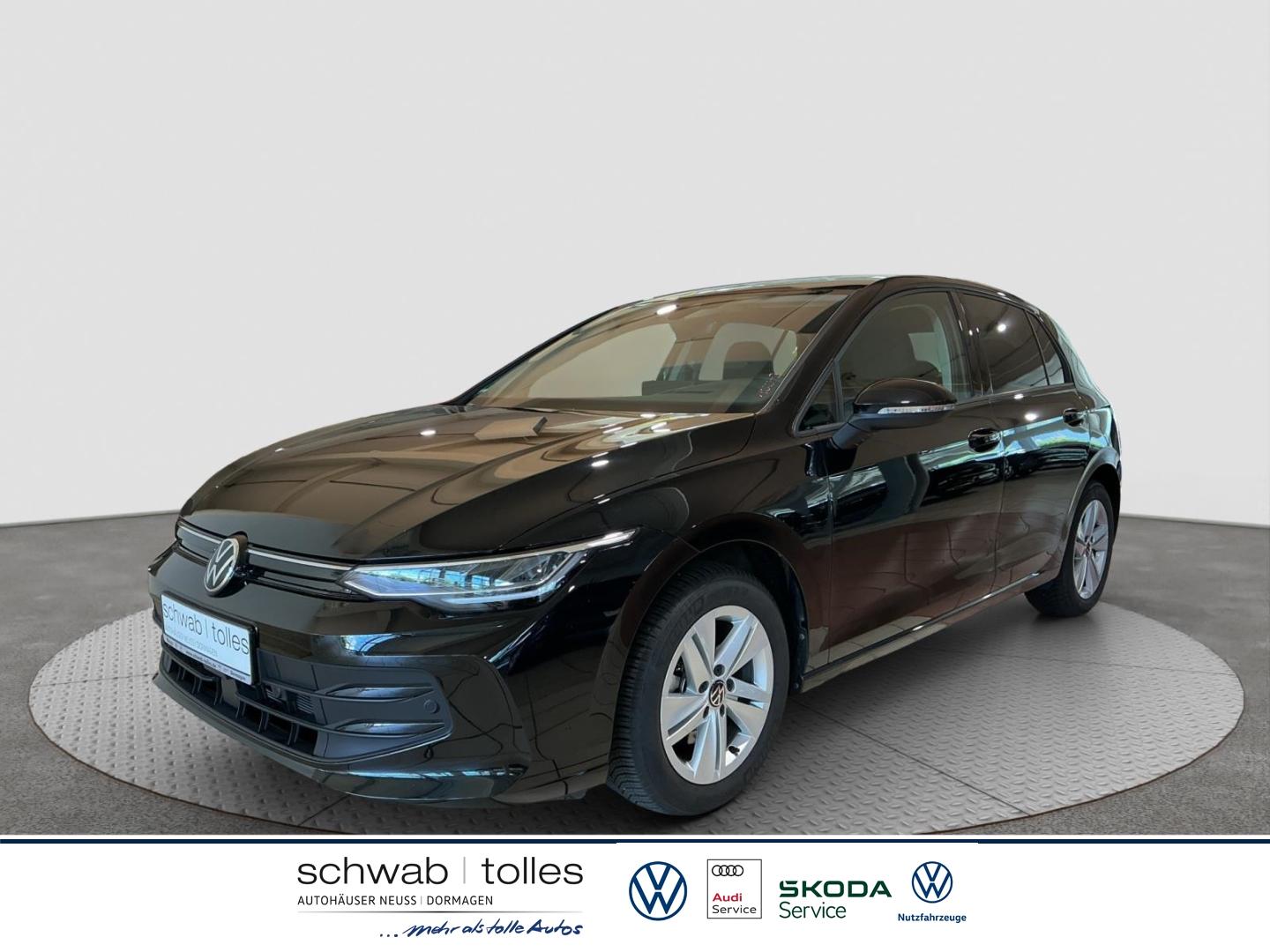 Volkswagen Golf VIII 1.5 TSI Life ACC AHK HUD