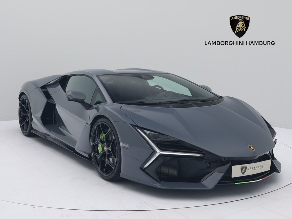Image of Lamborghini Revuelto