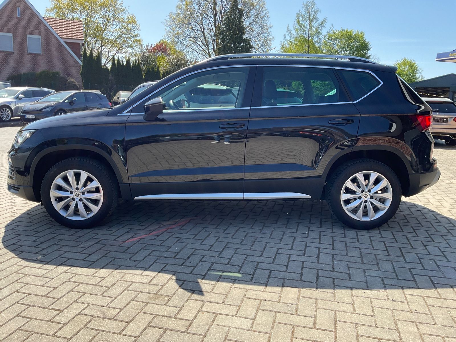 Fahrzeugabbildung SEAT Ateca 1.5 TSI Xperience DSG,Kamera,Navi,LED