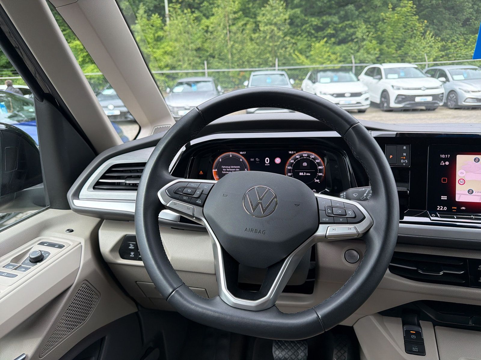 T7 Multivan Life L.TDi DSG 7S Navi Stand AZV