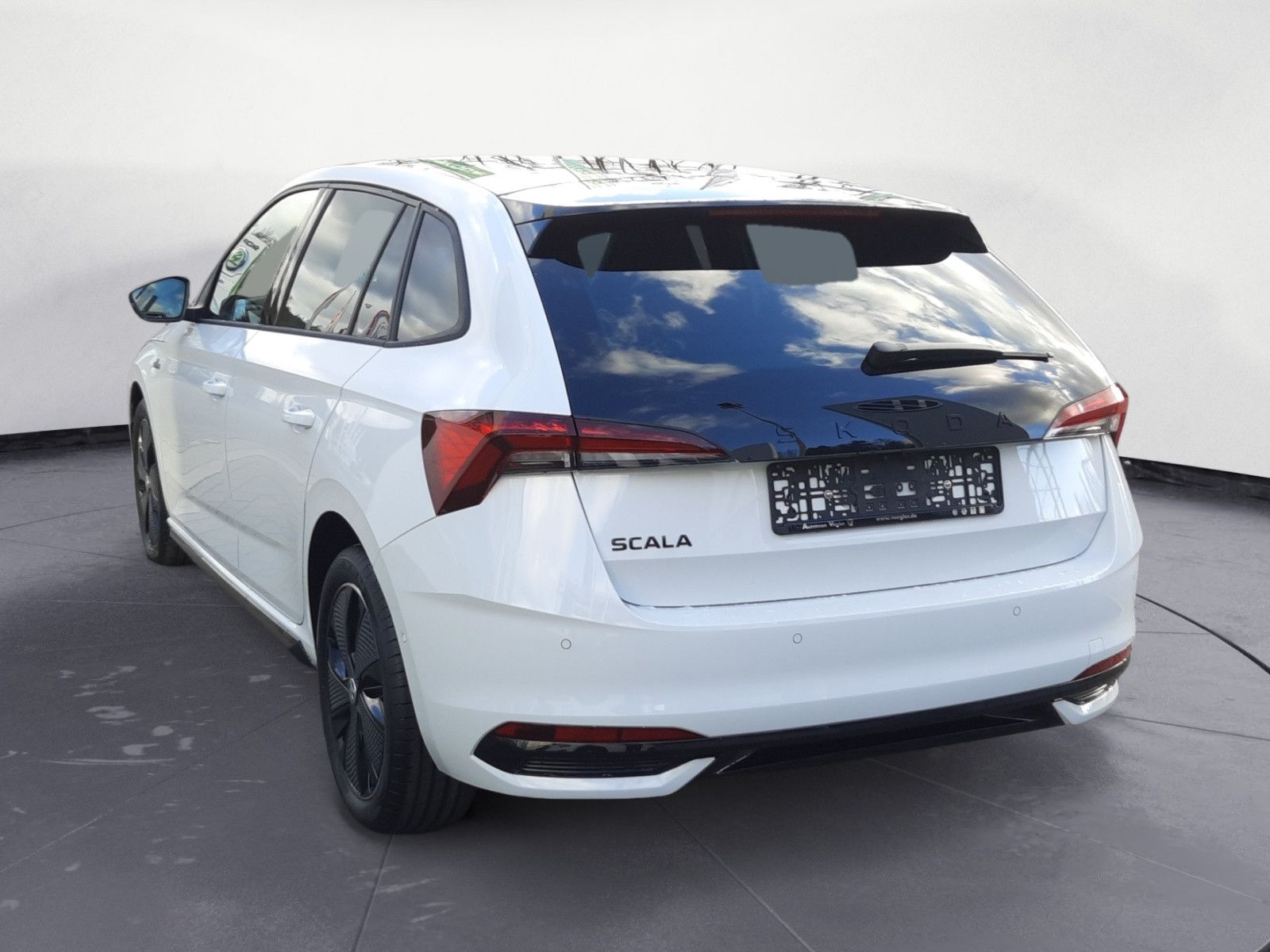 Scala Monte Carlo 1.5 TSI DSG Navi AHK PANO