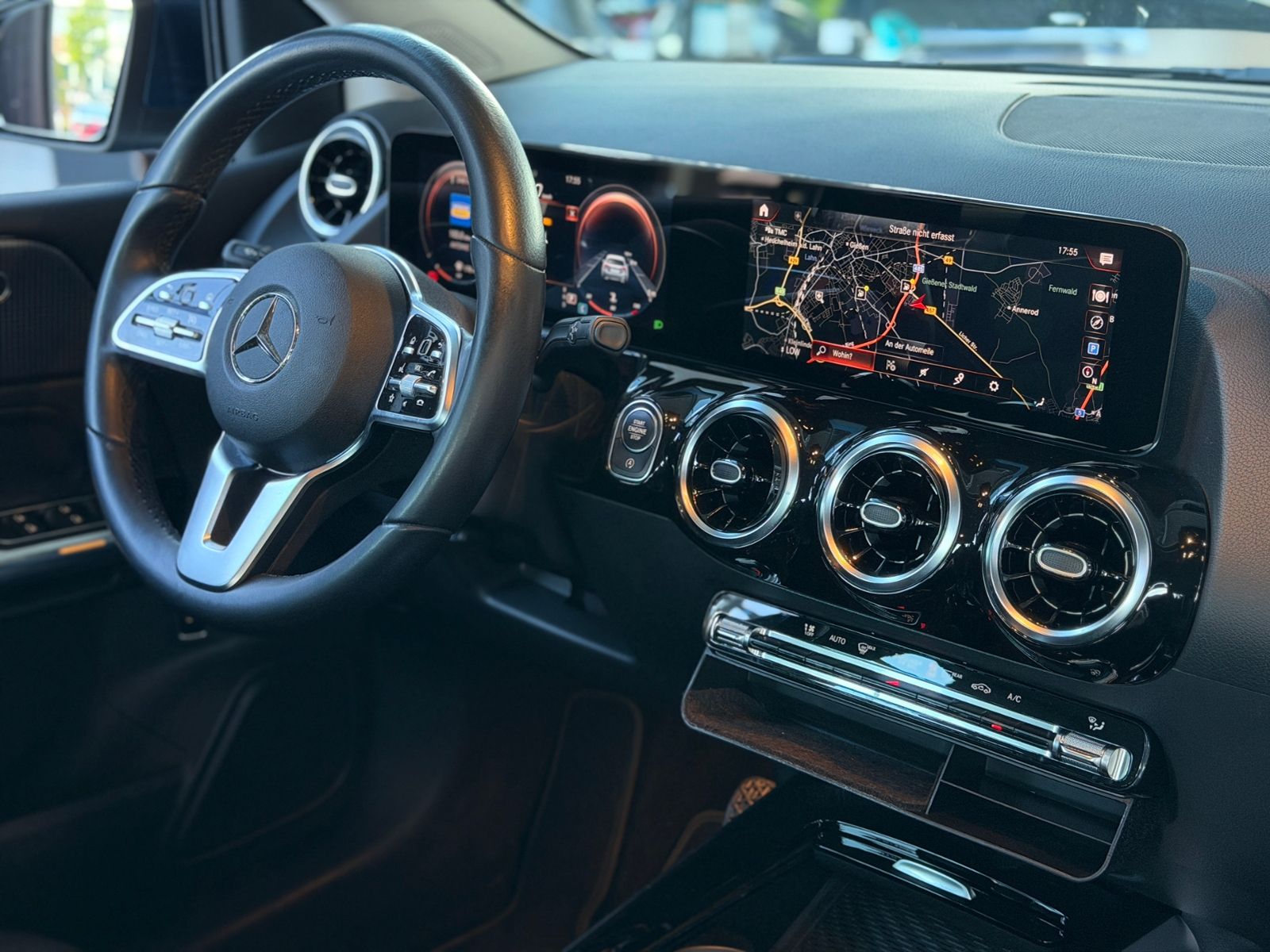 Fahrzeugabbildung Mercedes-Benz B 200 Progressive KLIMA LED NAV RFK SHZ ALU