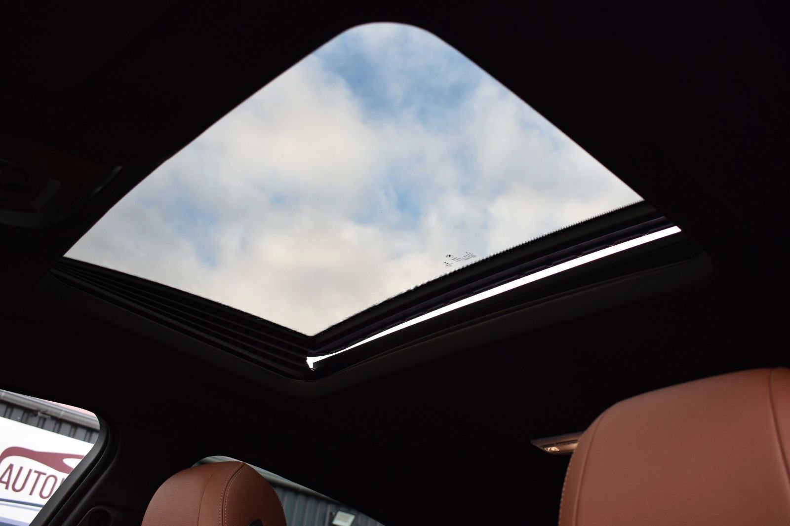 Fahrzeugabbildung BMW X6 xDrive 30 d M Sport Keyless-Go GSD HUD