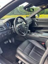 Maserati Ghibli 3.0 V6 350HP GRANSPORT Nerissimo GSD Alu - gebrauchte Maserati Ghibli aus dem Jahr 2020