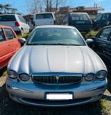 Jaguar X-Type 2.0D cat Executive EU3 - graue Jaguar X-Type