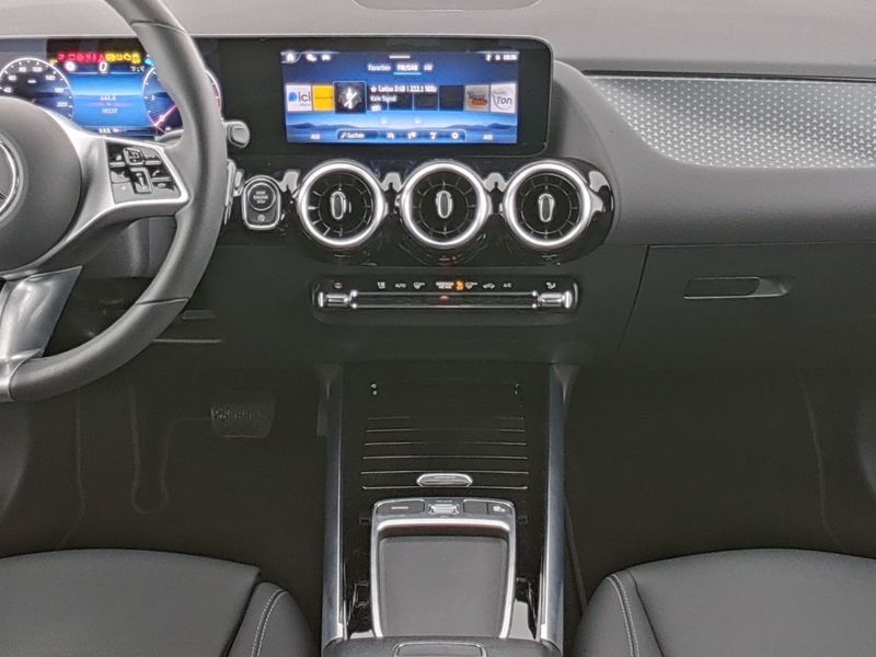 Fahrzeugabbildung Mercedes-Benz B 220 d Progressive*AHK*Totwink*Multibeam*Kamera