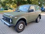 Lada LADA Niva 4x4 | LPG | Raptor Lack | AHK | ... - Lada Gebrauchtwagen in Berlin