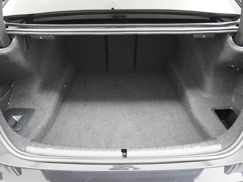 BMW 540 5-serie 540i xDrive High Executive Schiebeda