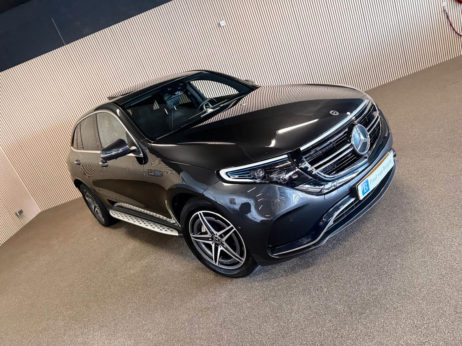 Mercedes-Benz EQC400 4Matic-AMG-SHD-HEAD UP-MEMORY-SOUND imagem 2