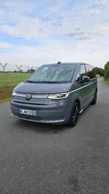 Volkswagen T7 Multivan 2.0 TDI SCR DSG Style Style - VW T7 Multivan Gebrauchtwagen in Hannover