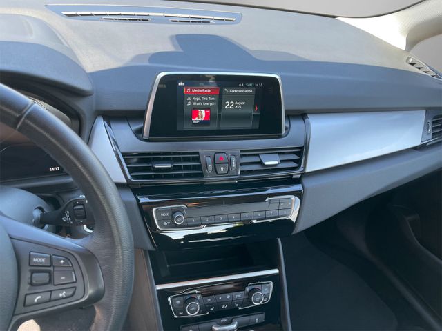 BMW 218d Active Tourer Advantage*Facelift*Buisness*