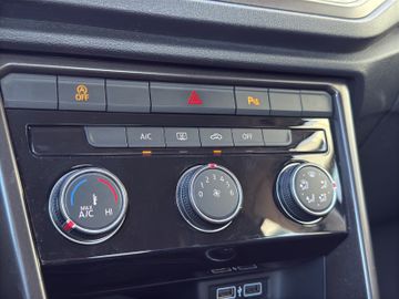 Volkswagen T-Roc Style 1.0 TSI*ACC*LANE*APPLE*1.HAND*TOP