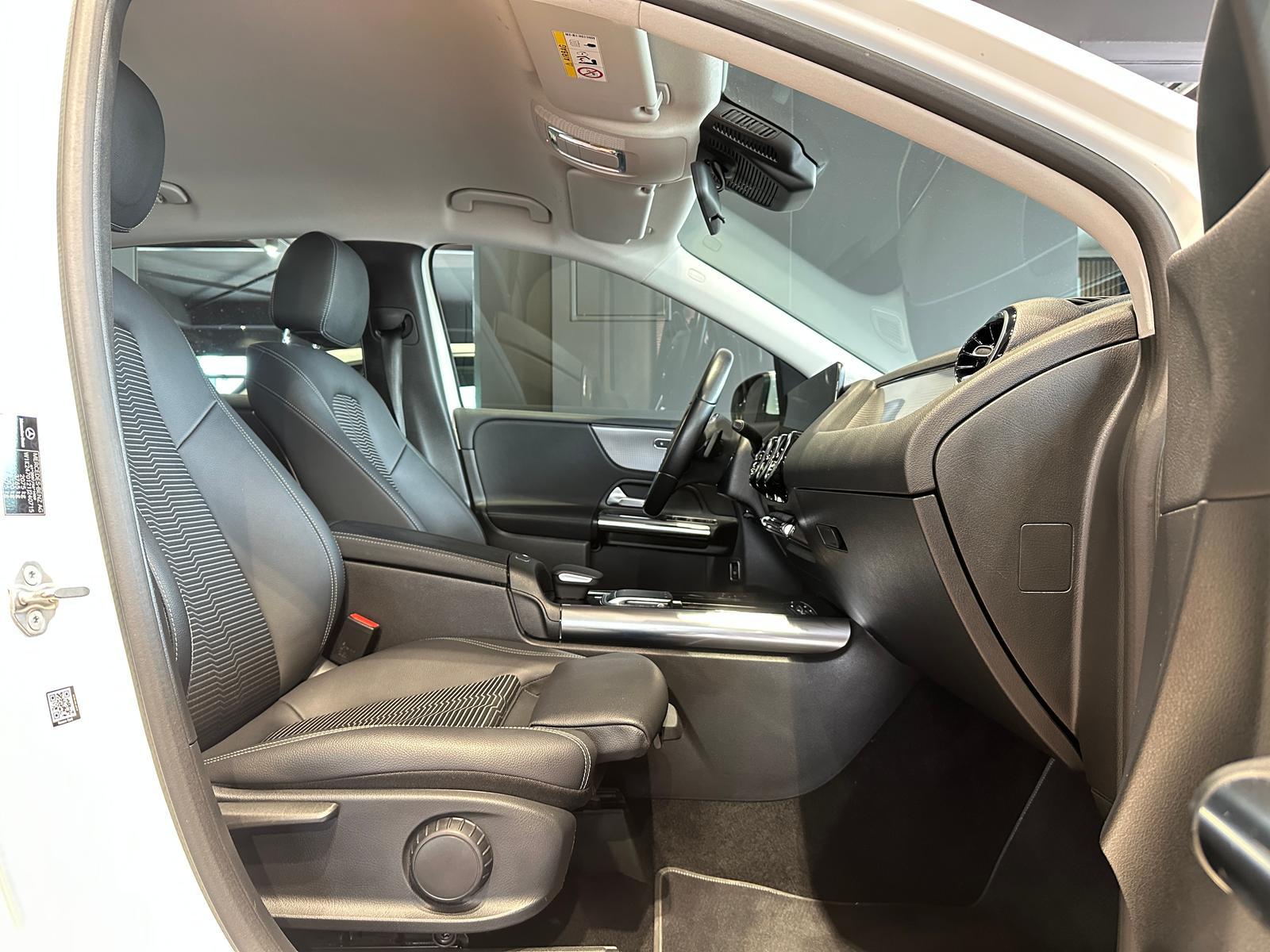 Mercedes-Benz B 200d 8G URBAN MBUX+ LED AHK EASYPACK LEDER SHZ