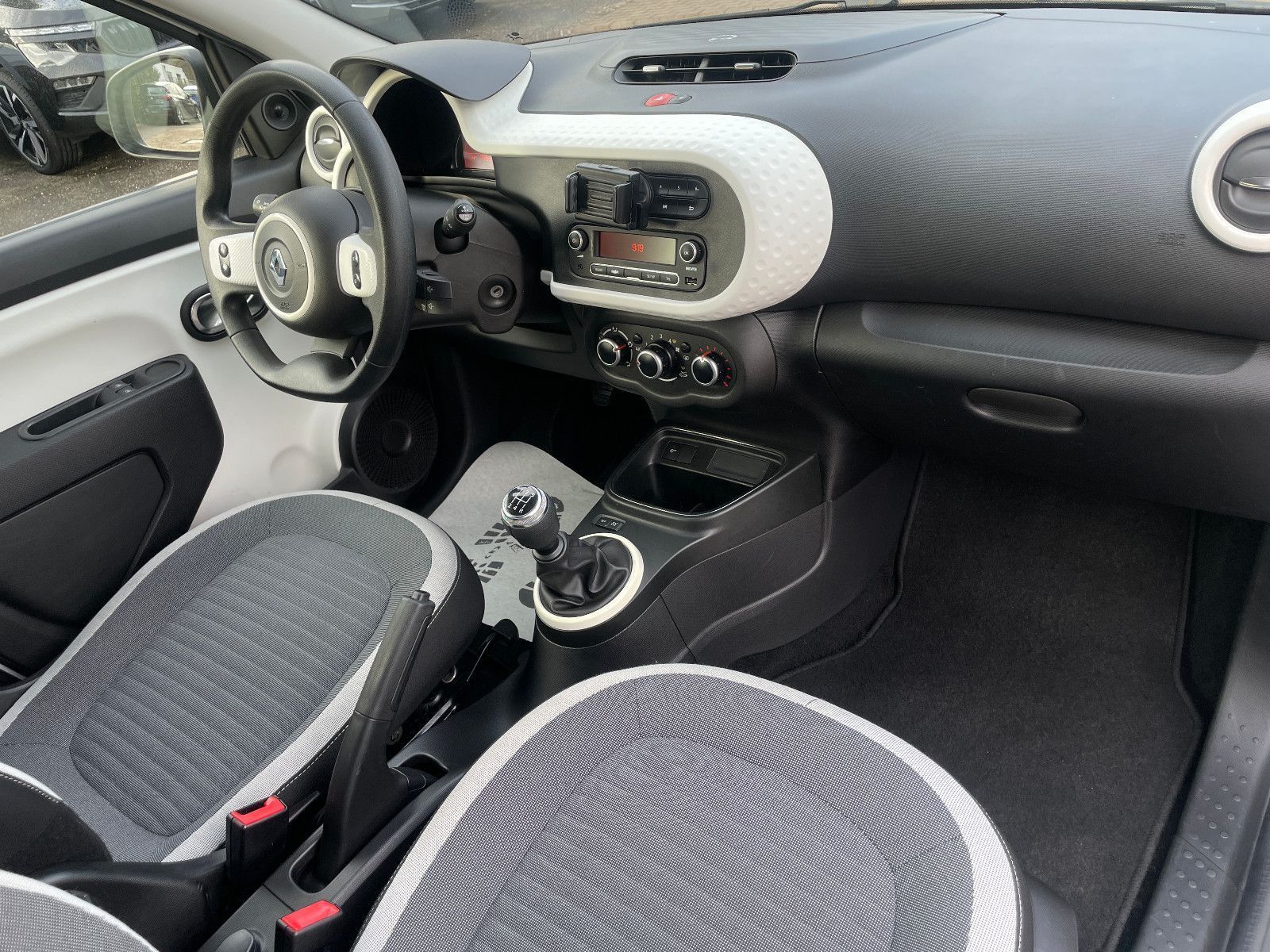 RENAULT Twingo, 2020, Benzin, 73 PS