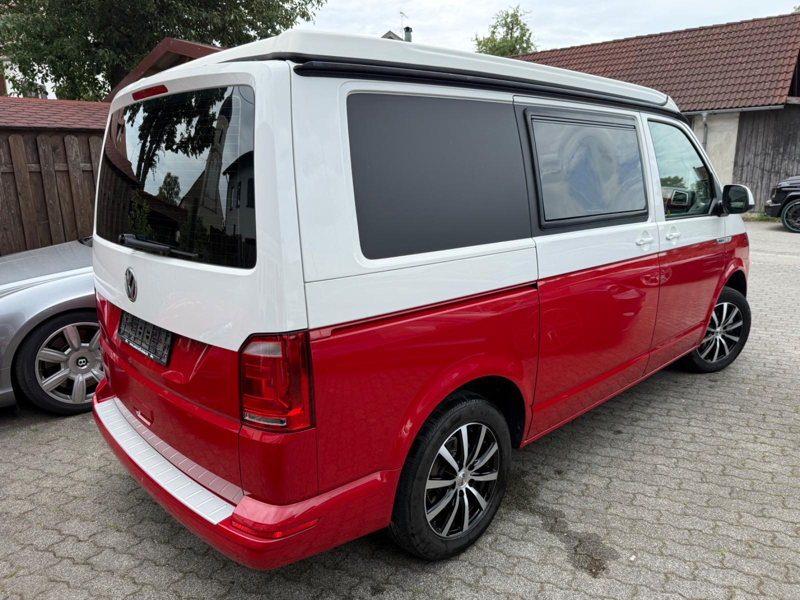 Volkswagen T6 2.0 TSI CUSTOM BUS *SEHR GEPFLEGT*SERVICE NEU