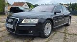 Audi A8 3.2 FSI quattro  Leder, Massage, Navi,  Xenon - Audi A8 mit Benzin-Antrieb: Limousine, 3.2