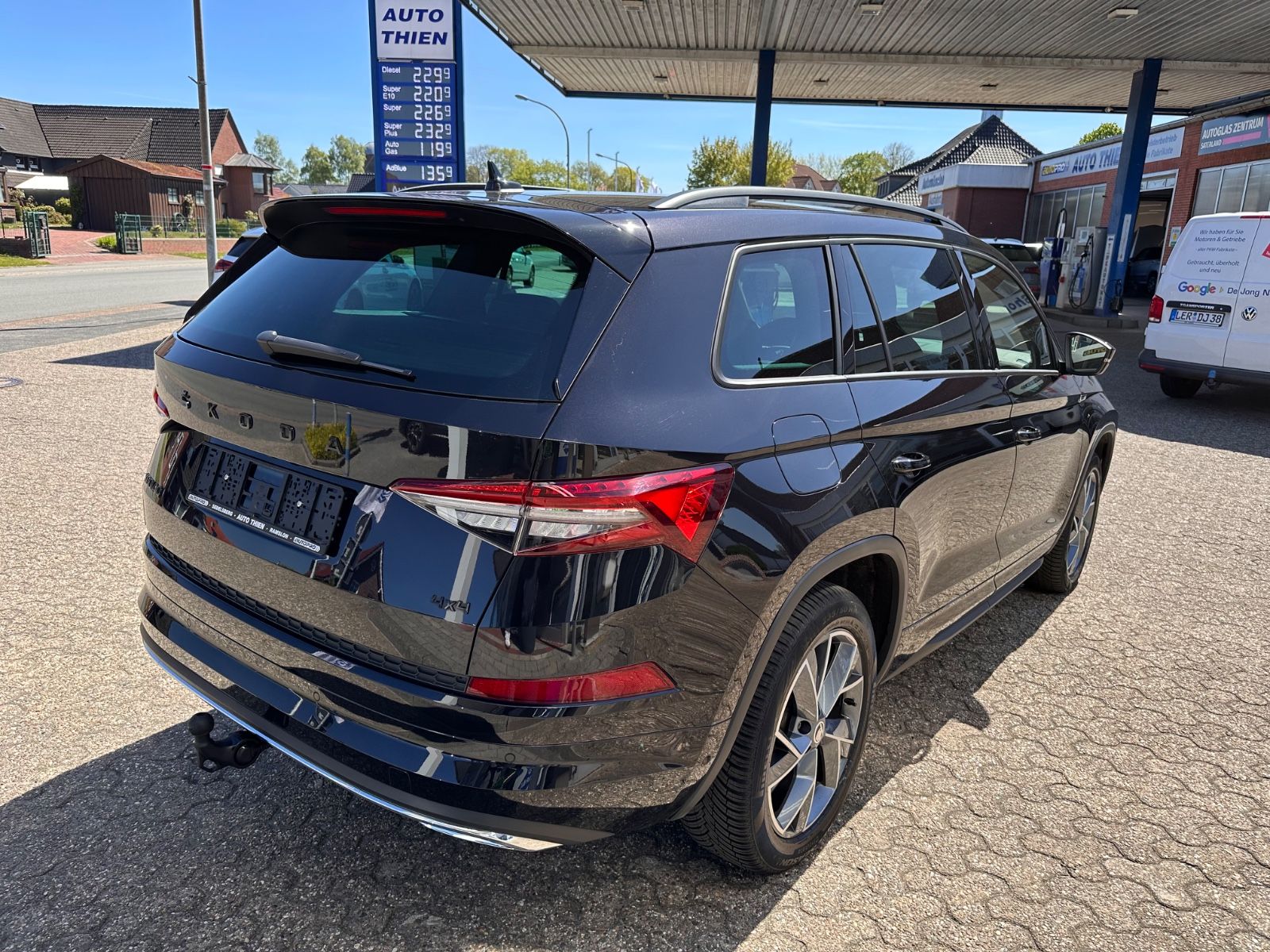 Fahrzeugabbildung SKODA Kodiaq Sportline 2.0 TDI 4x4 Matrix/AHK/ACC/Navi