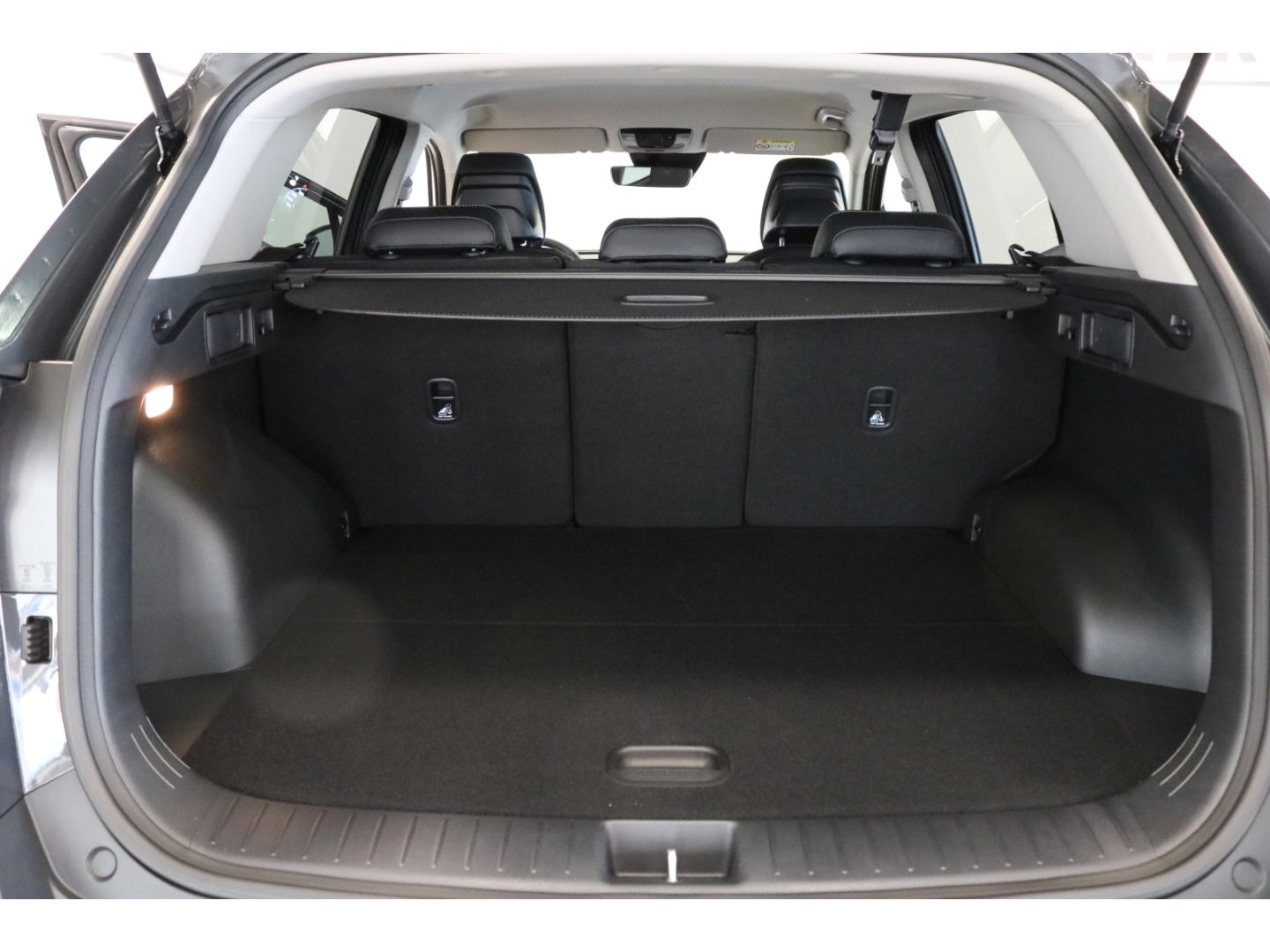 Fahrzeugabbildung Kia Sportage Ultimate Edition MHEV P1 Komfort-Paket