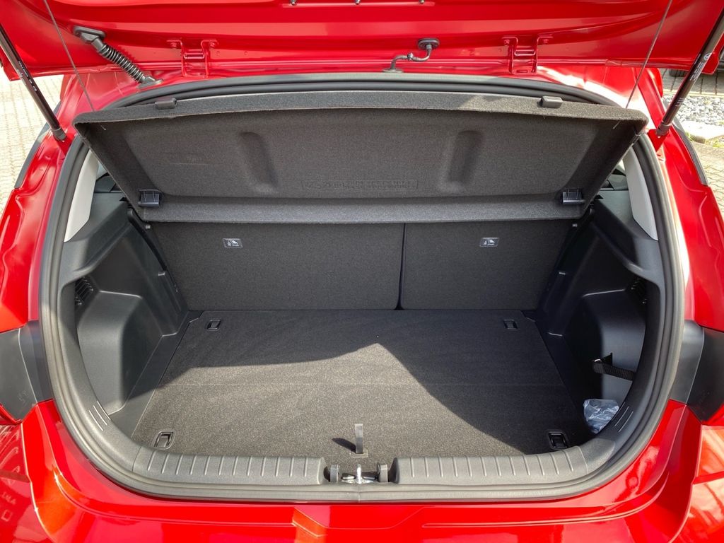HYUNDAI i20 1.0 T-GDI Trend LED DCT Navi Klima Kamera