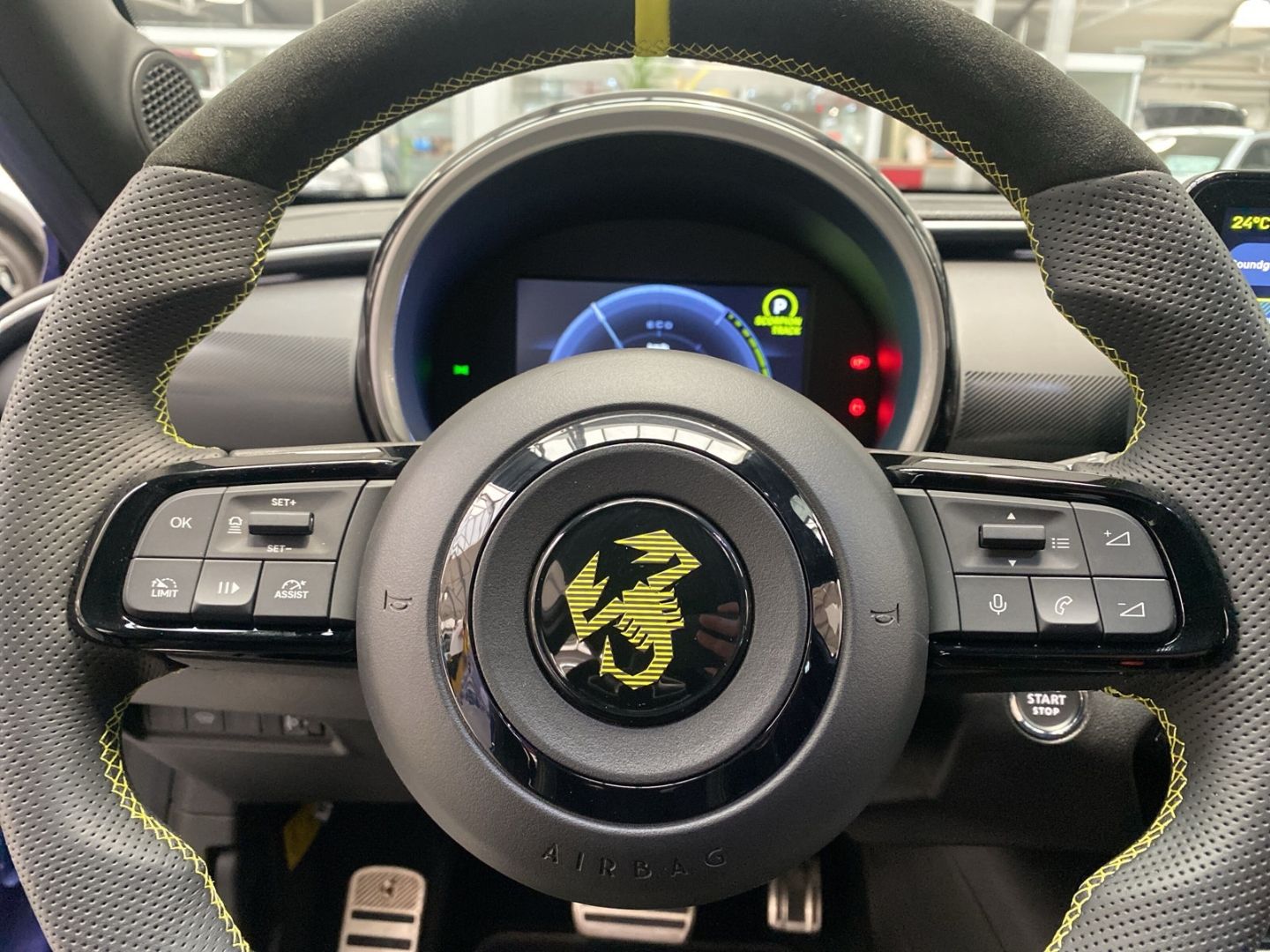 Abarth 600e - Bild 12