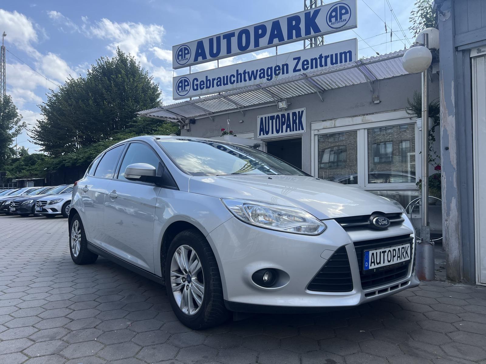 Ford Focus 1.6 Titanium*Klima*Navi*PDC*Alu