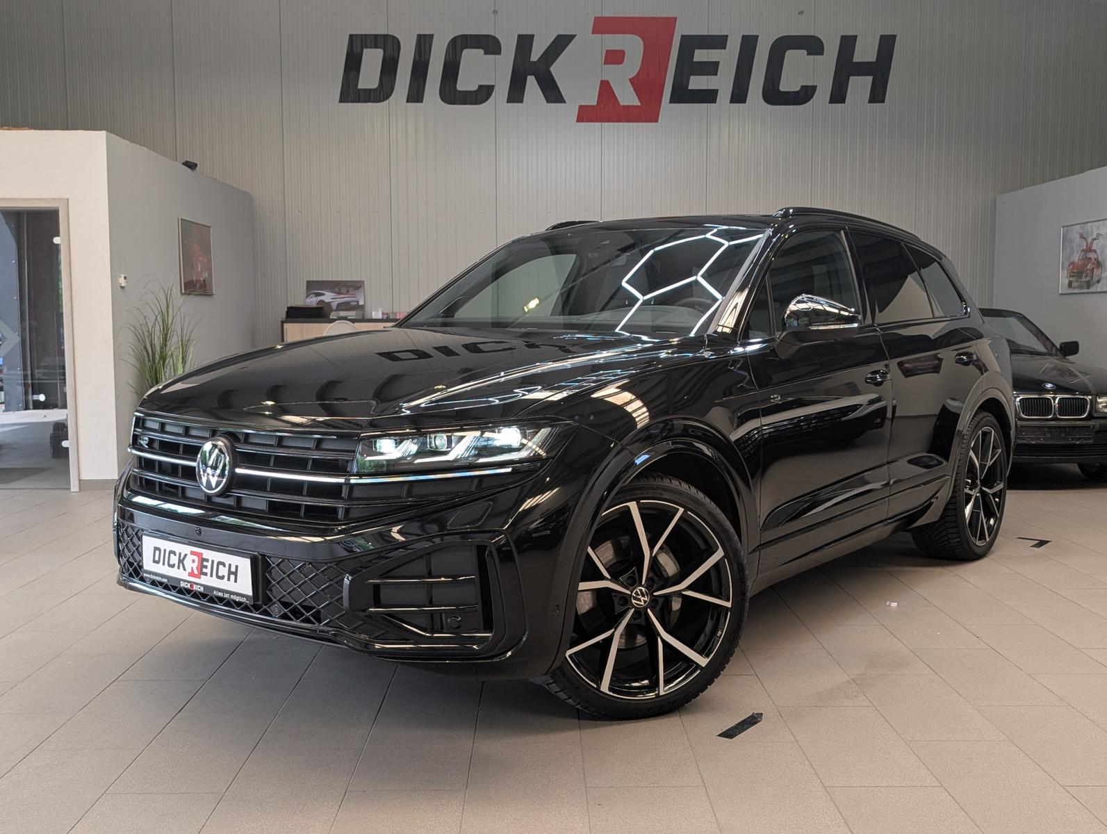Volkswagen Touareg 3.0TDI 4M R-Line VOLL Black 22" UPE 114T