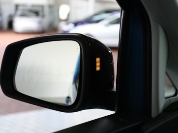 Volkswagen Caddy Maxi 1.5TSI DSG LIFE LED STANDH KAMERA AHK