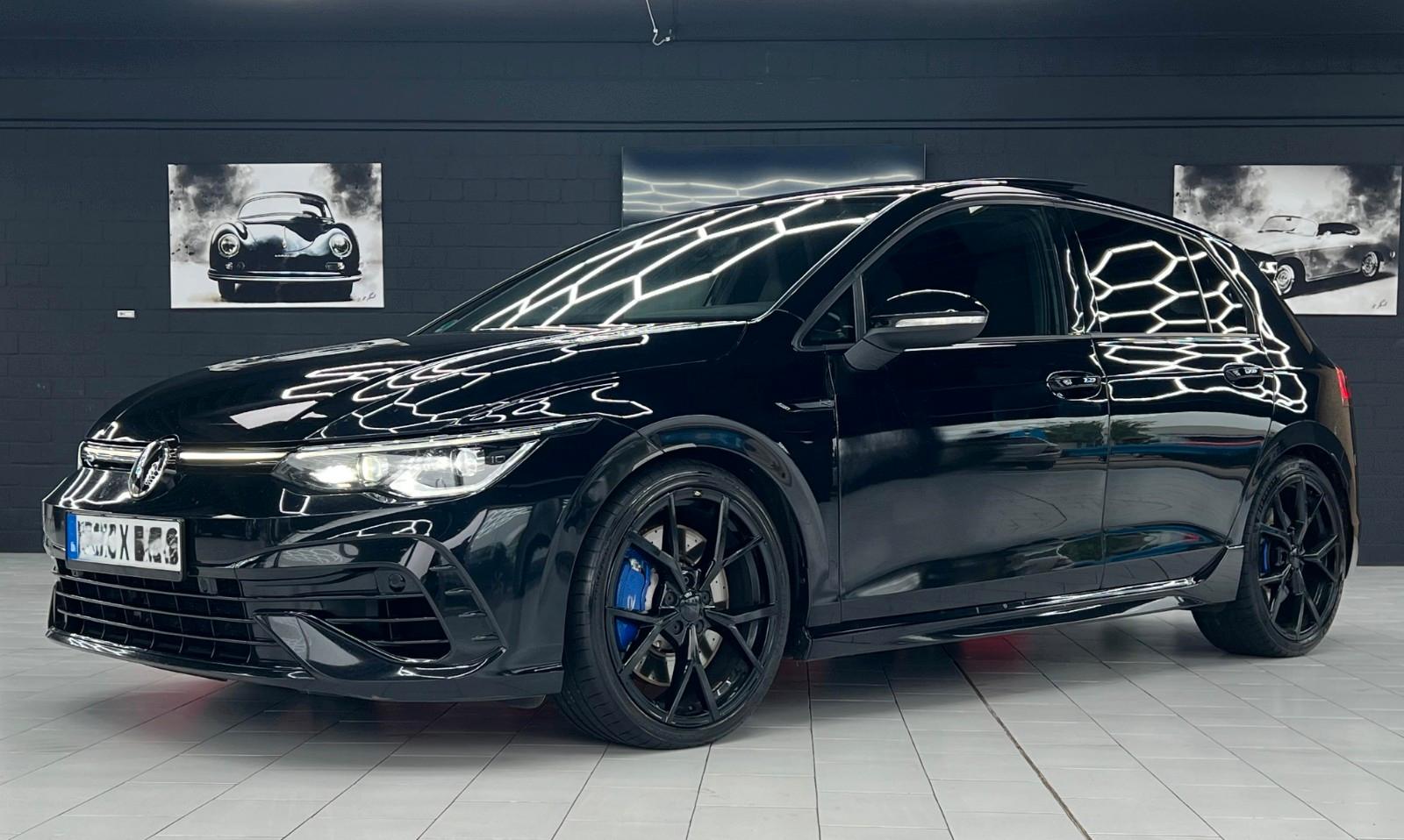 Volkswagen Golf 8 R*LEDER*PANO*AKRA*BLACK*IQ*ACC*DCC*