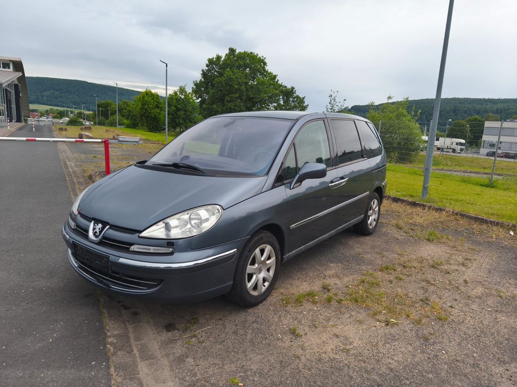 Peugeot 807